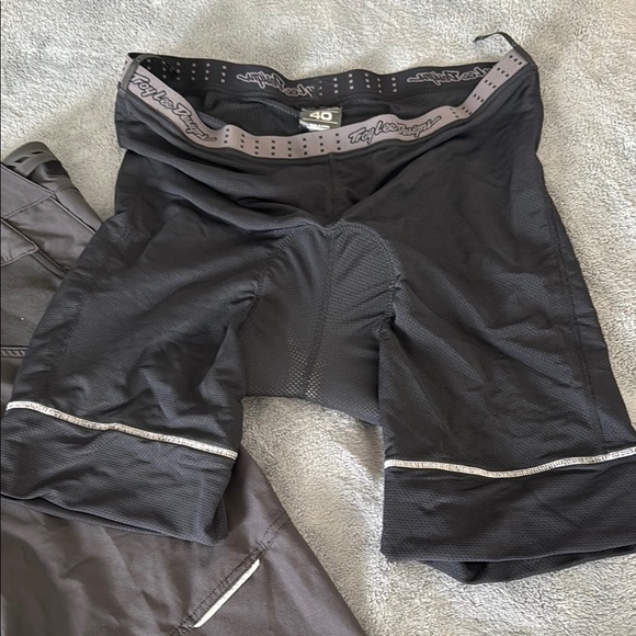 Black Athletic Men's Shorts - Picture 9 of 9